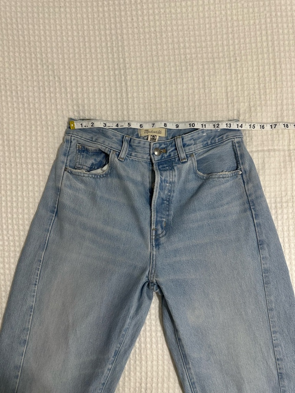 Madewell Curvy Pieced Barrel Leg Jean In Foster Wash - Picture 5 of 11